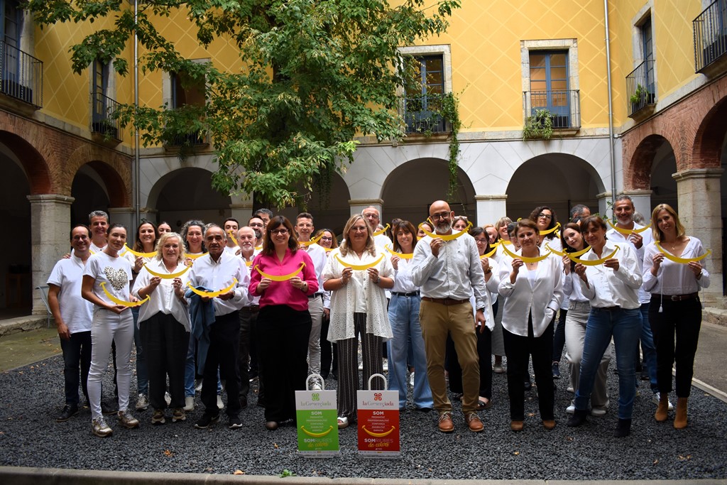 Representants de les associacions de comerç de la campanya La ComerÇiada