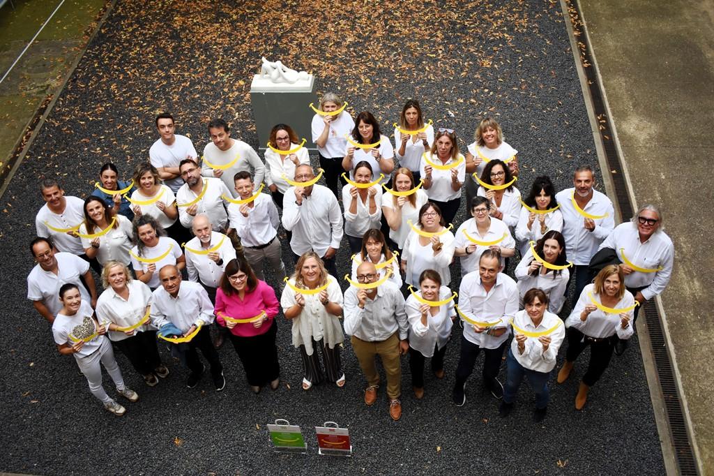 Representants de la FOEG i de les agrupacions de comerç de la demarcació de Girona impulsores de “La ComerÇiada” avui després de la presentació de la campanya. 